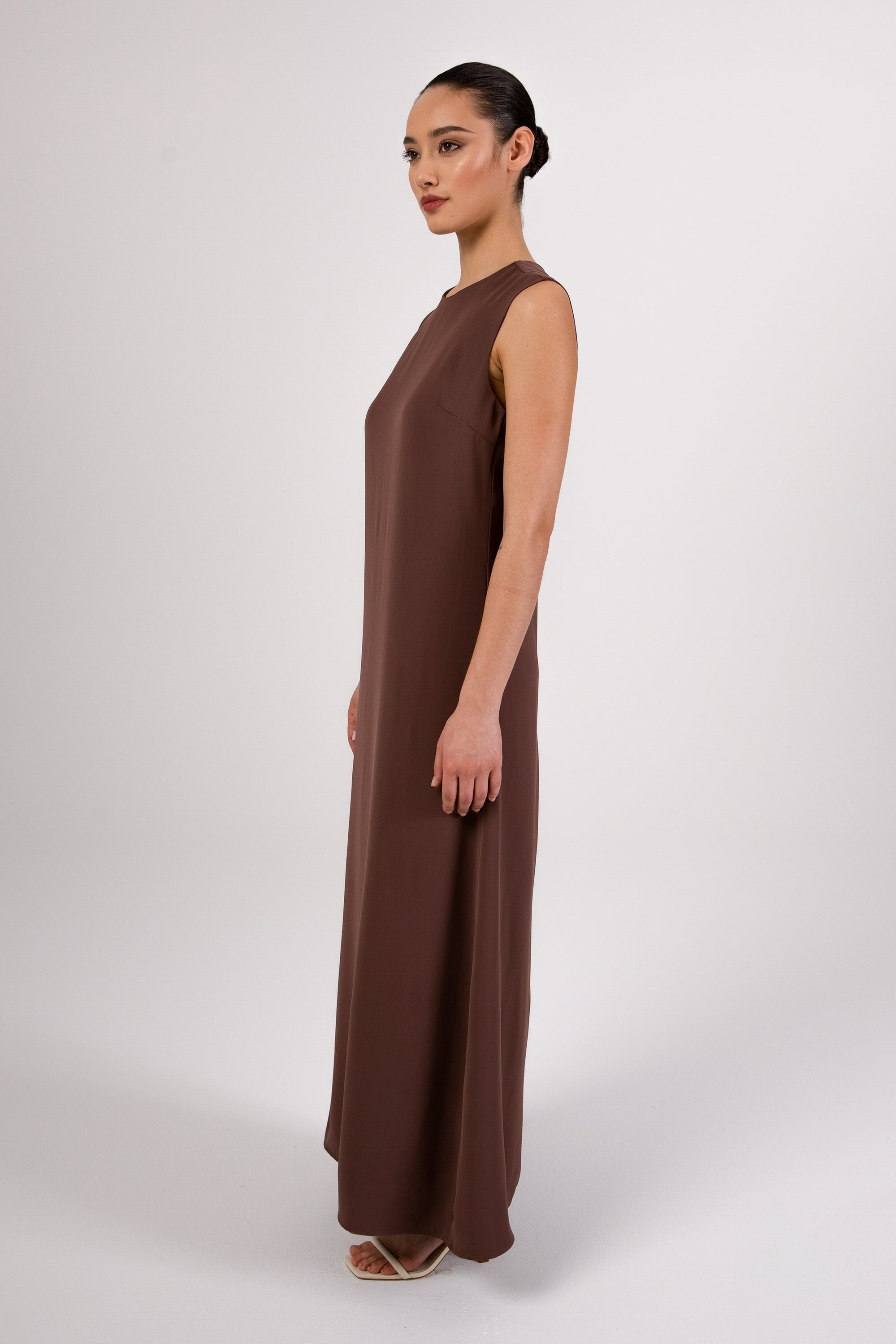 Jamila Sleeveless Maxi Dress - Cocoa Brown Veiled 