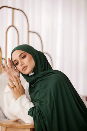 Luxury Jersey Hijab - Dark Emerald Veiled Collection 
