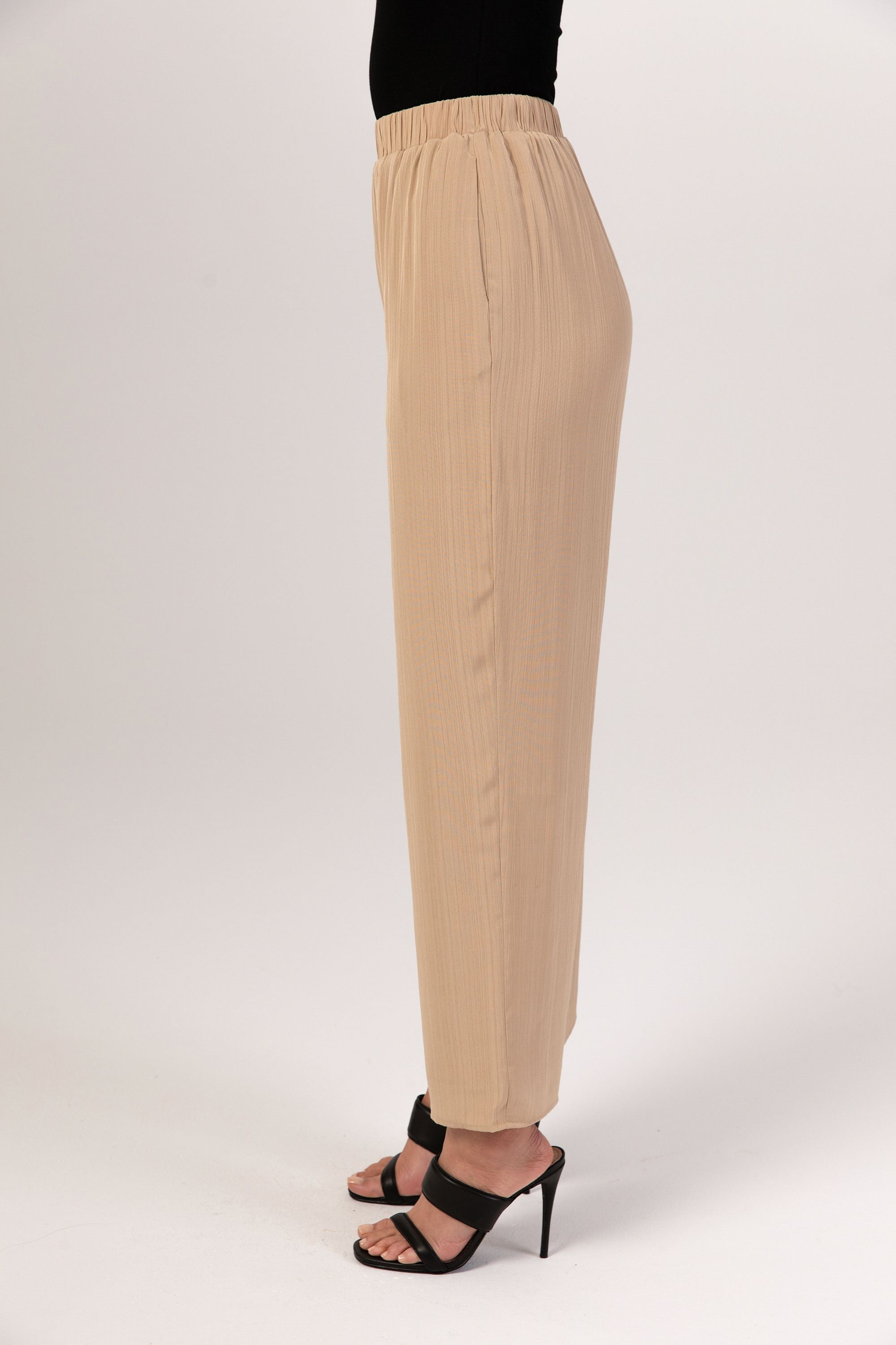 Nashwa Textured Rayon Wide Leg Pants - Caffe Veiled 