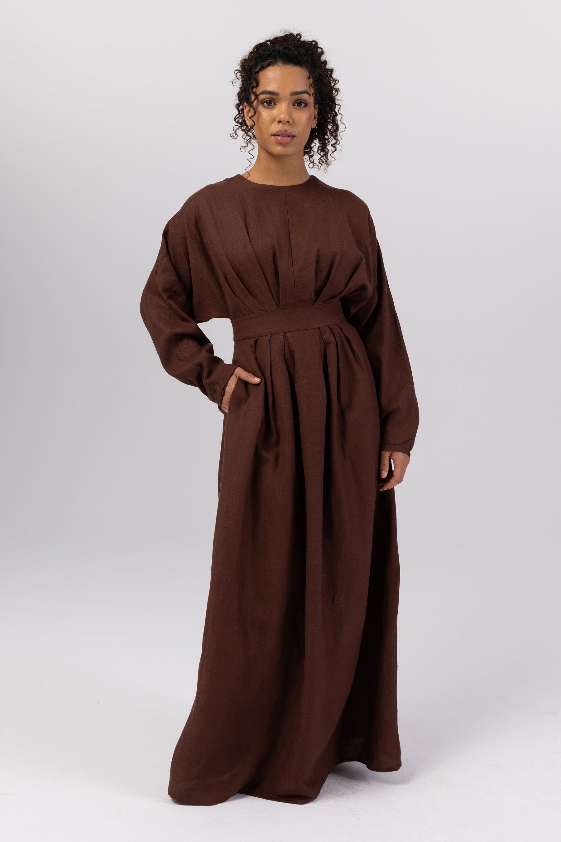 Nasira Linen Pleat Waist Maxi Dress - Brown Veiled 