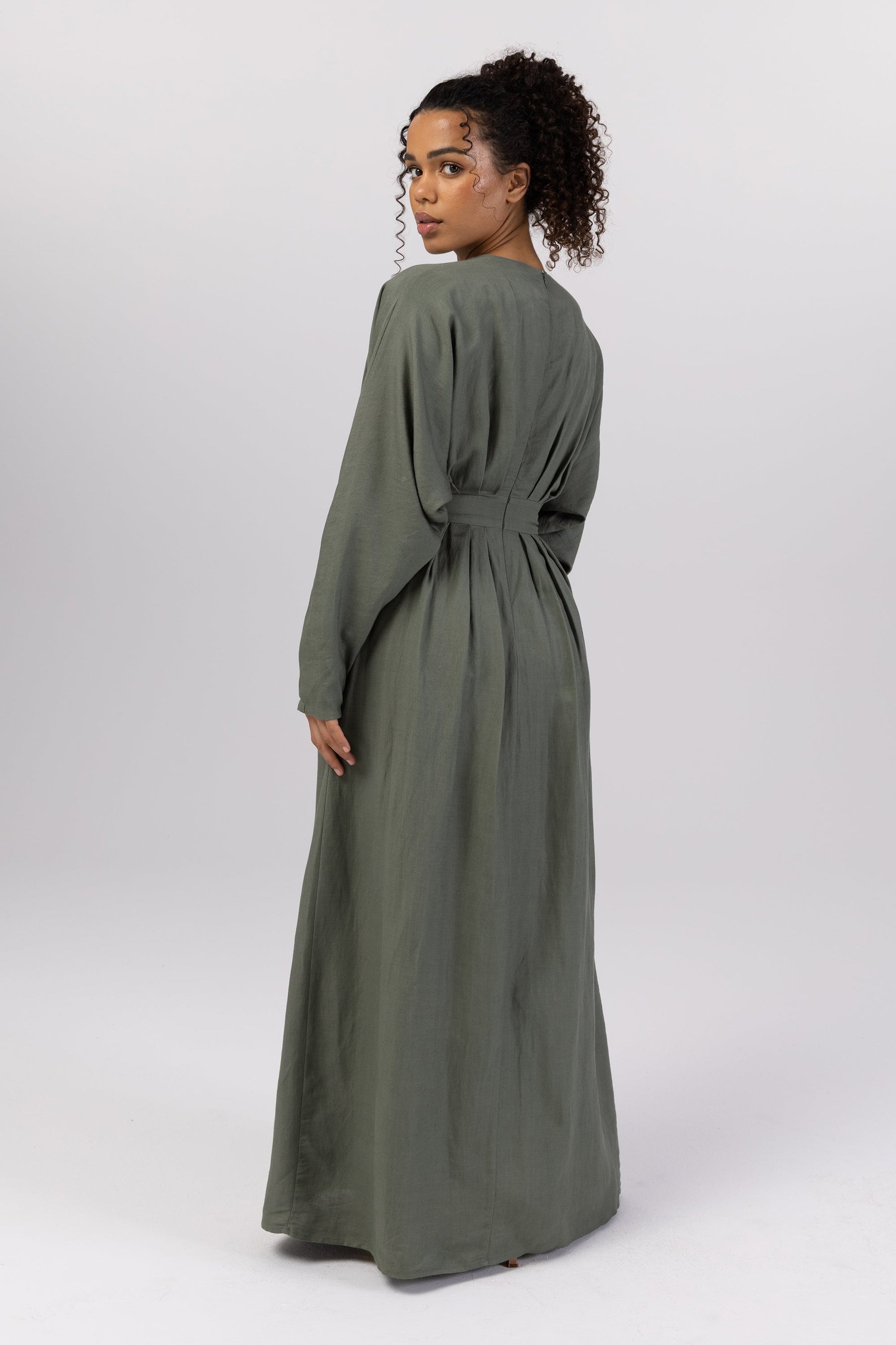 Nasira Linen Pleat Waist Maxi Dress - Sage Veiled 