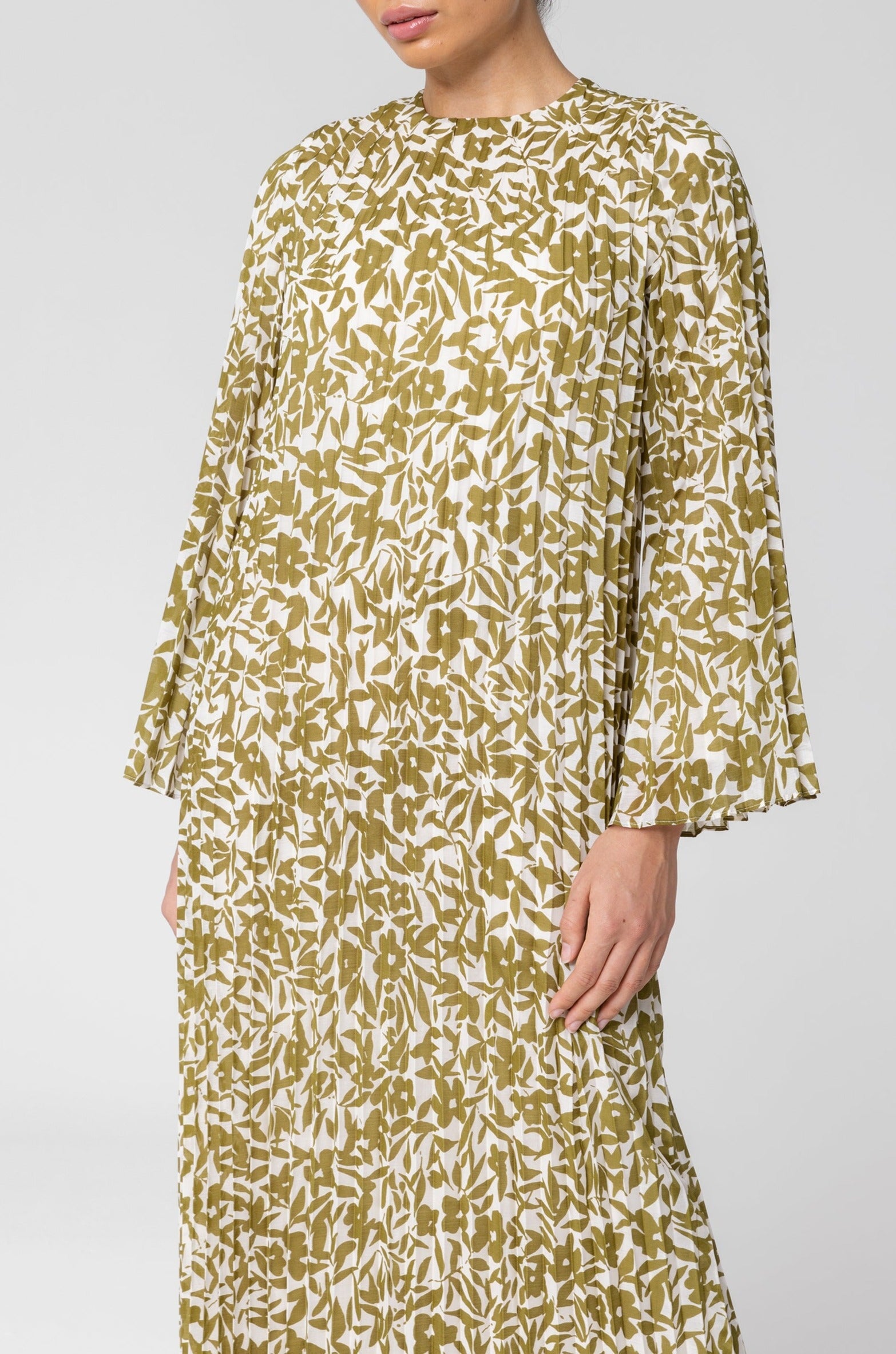 Zara pleated printed outlet dress