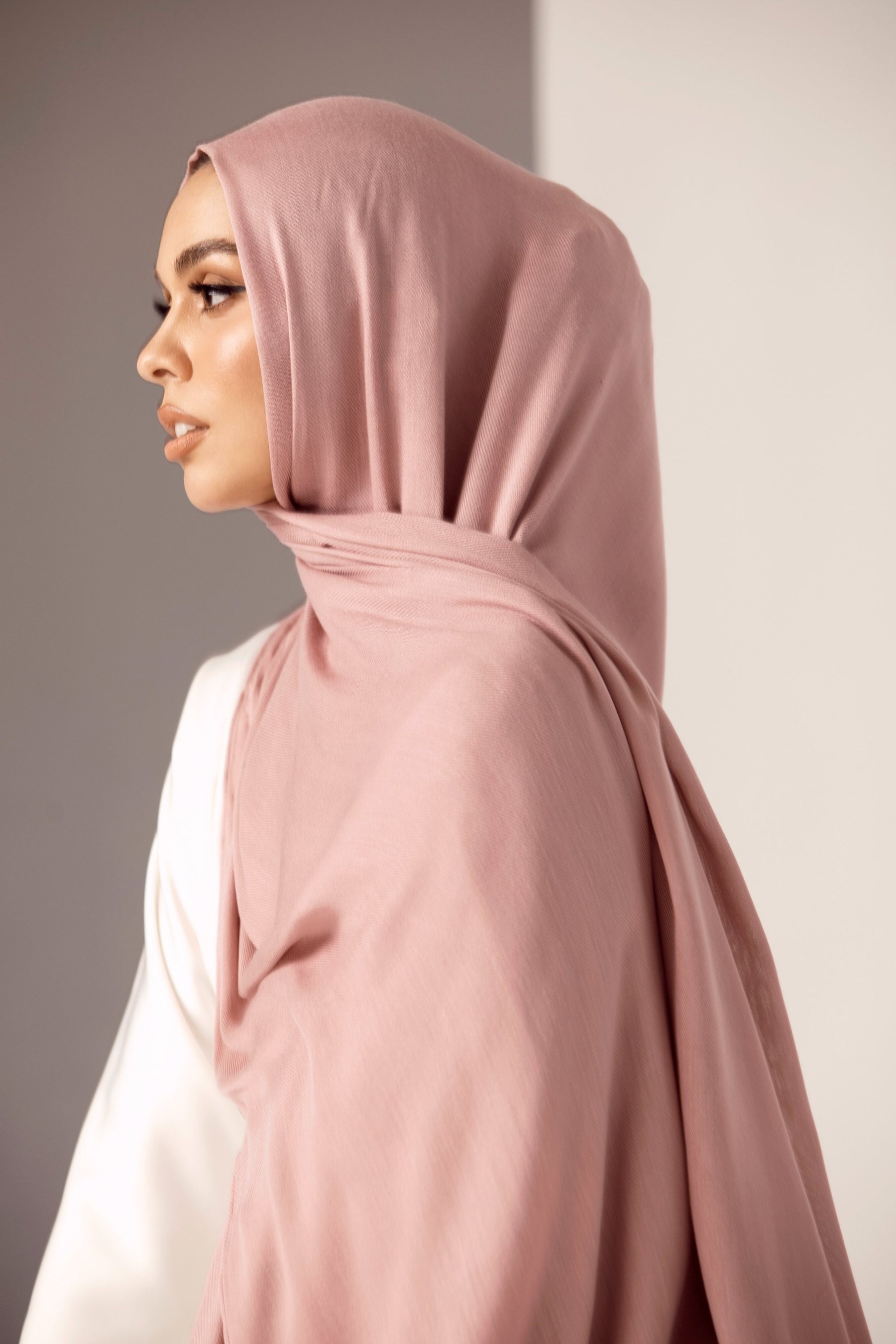Premium Woven ECOVERO™ Hijab - Nostalgia Rose Veiled Collection 
