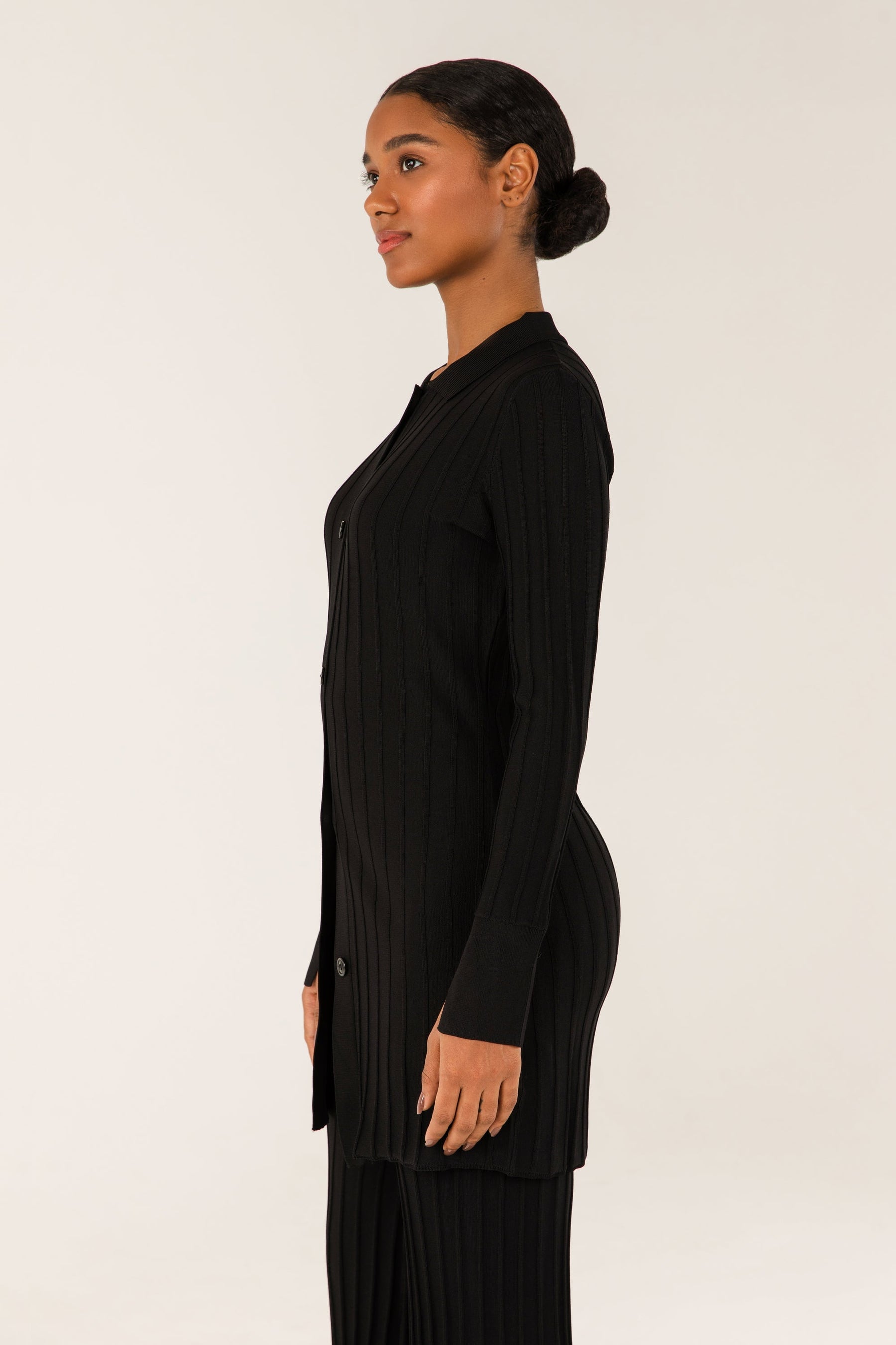 Ribbed Piping Button Up Split Cuff Top - Black