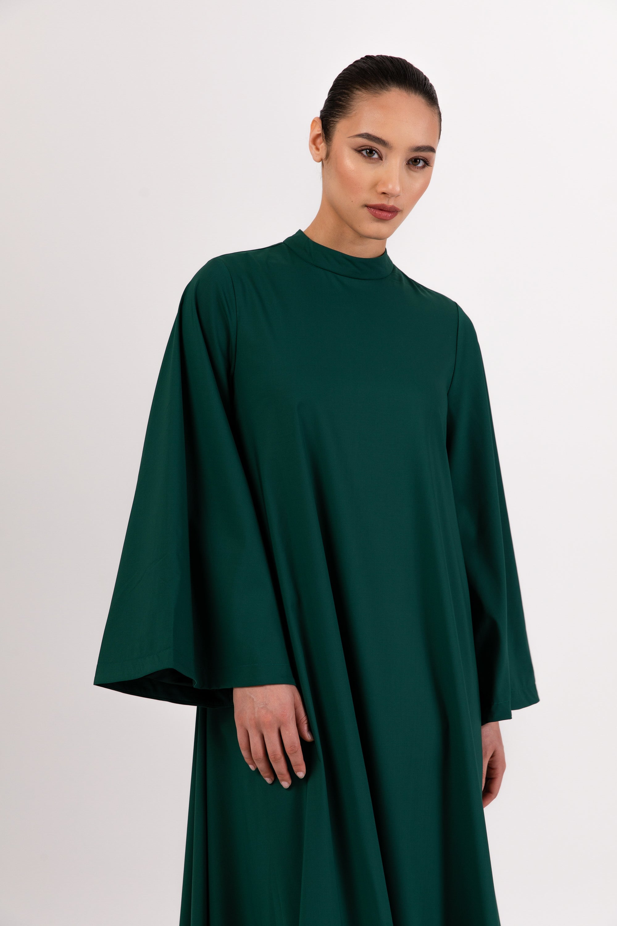 Safira Ruffle Hem Maxi Dress - Emerald Veiled 