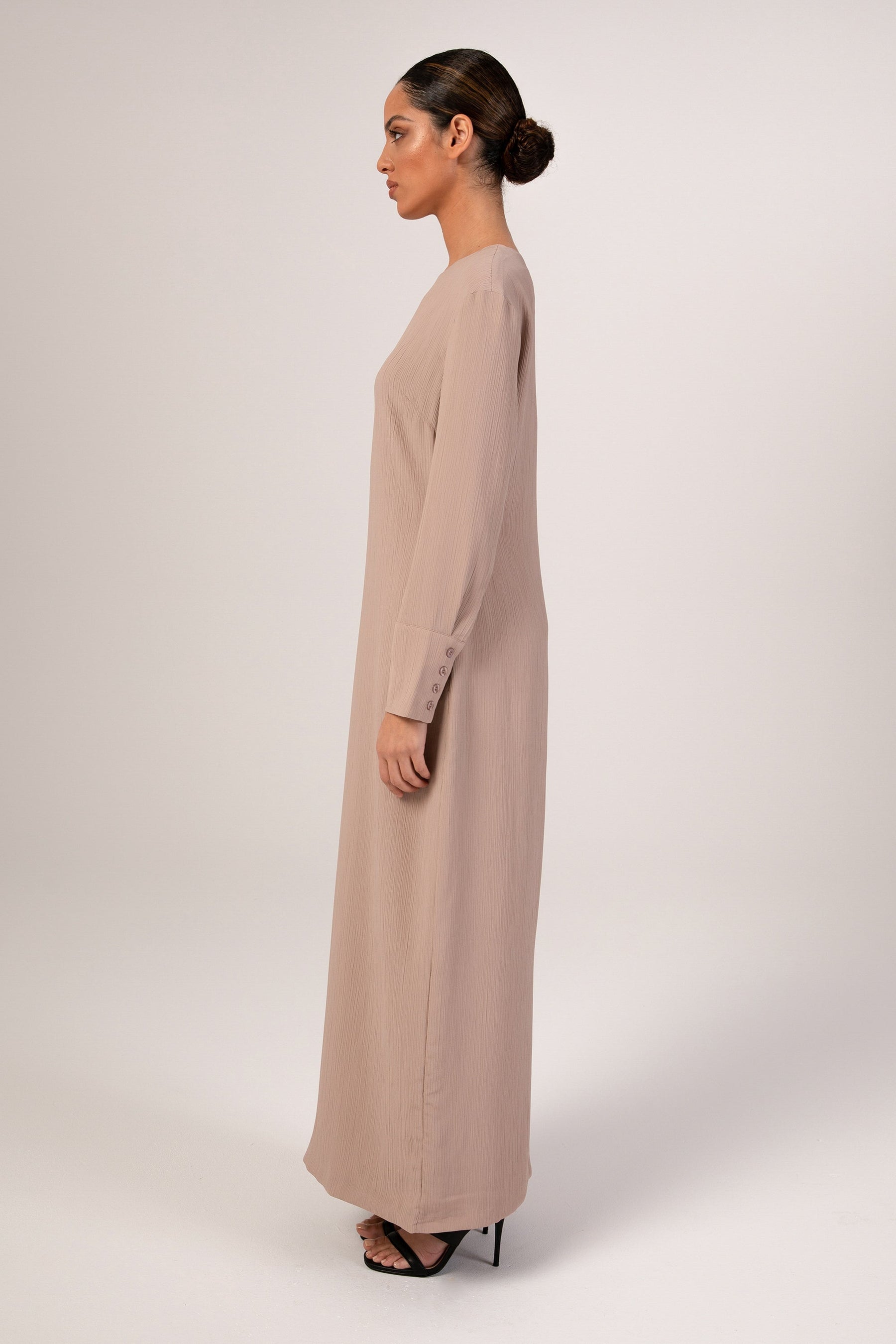 Sajda Textured Maxi Dress - Mushroom Veiled 