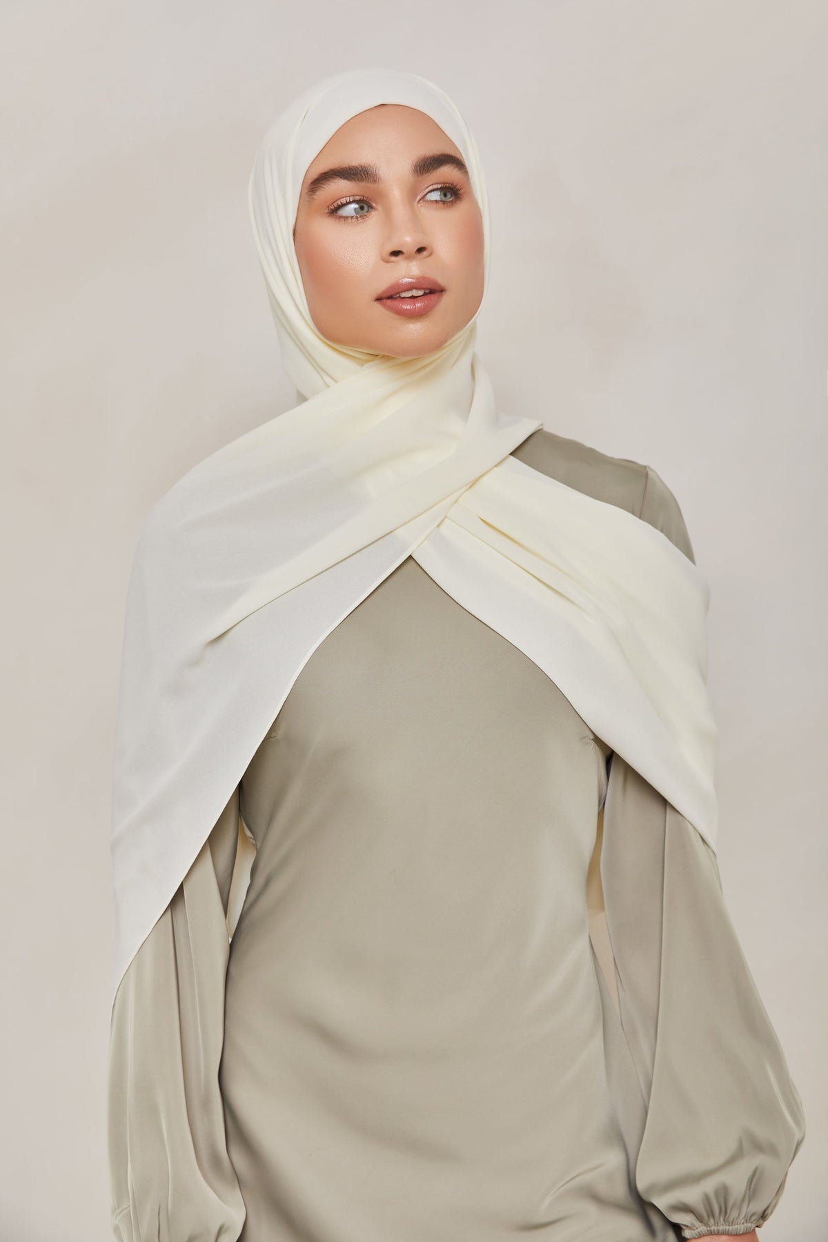 TEXTURE Classic Chiffon Hijab - Ivory saigonodysseyhotel 