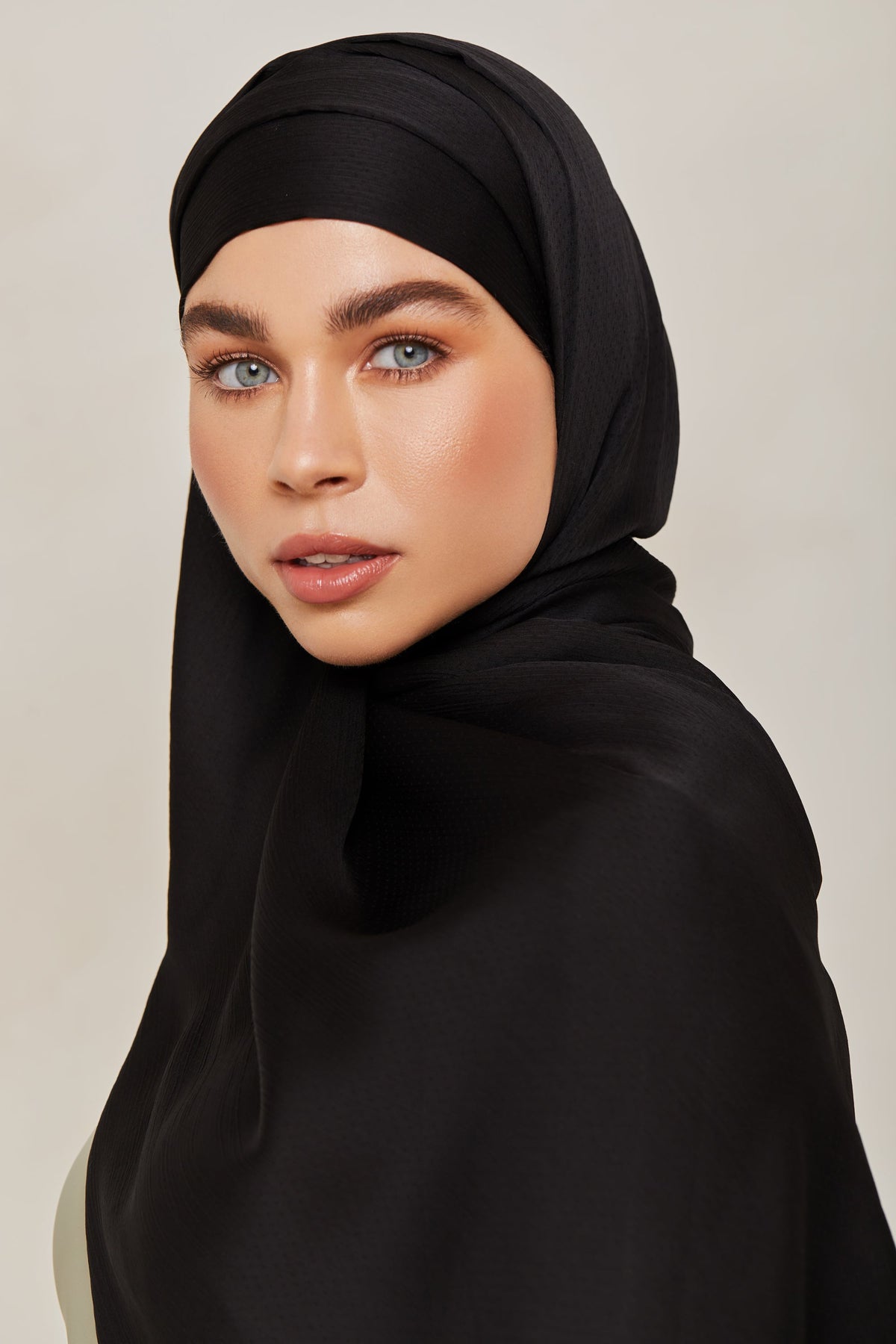 TEXTURE Crepe Hijab - Black Dots Veiled Collection 