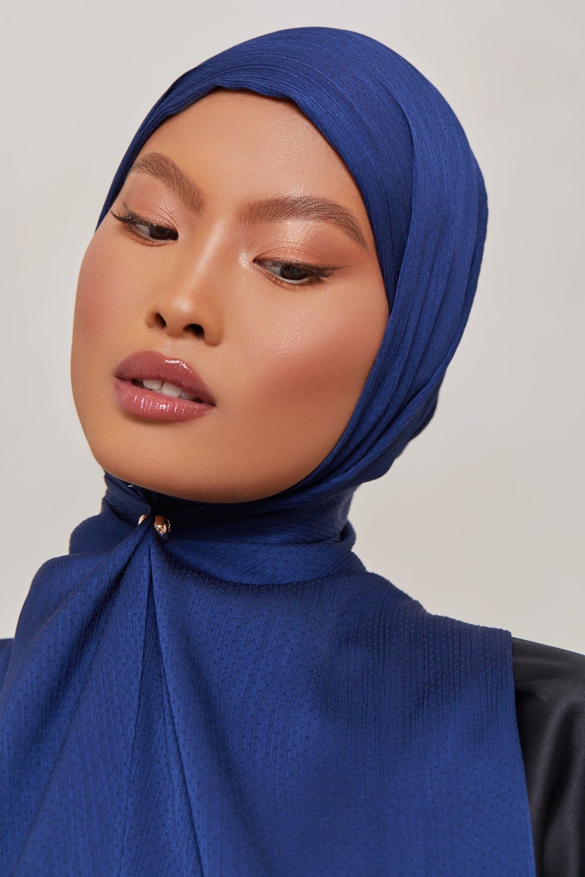 TEXTURE Crepe Hijab - Navy Dots Veiled Collection 