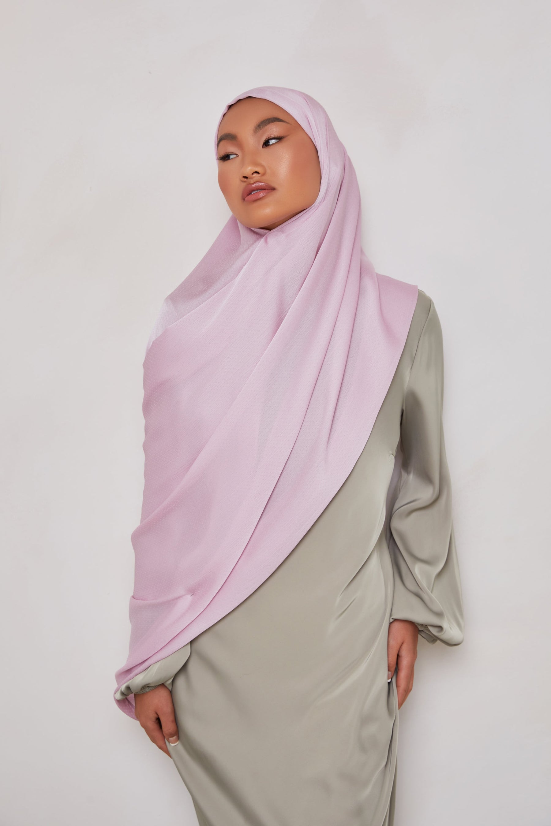 TEXTURE Crepe Hijab - Pink Dots Veiled Collection 