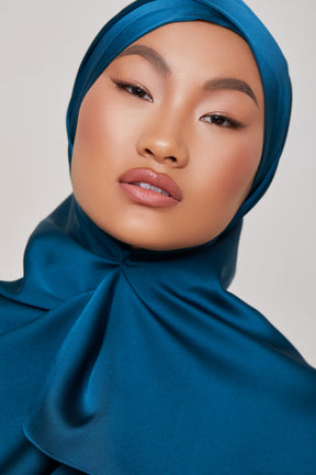 TEXTURE Satin Hijab - Bold Veiled Collection 